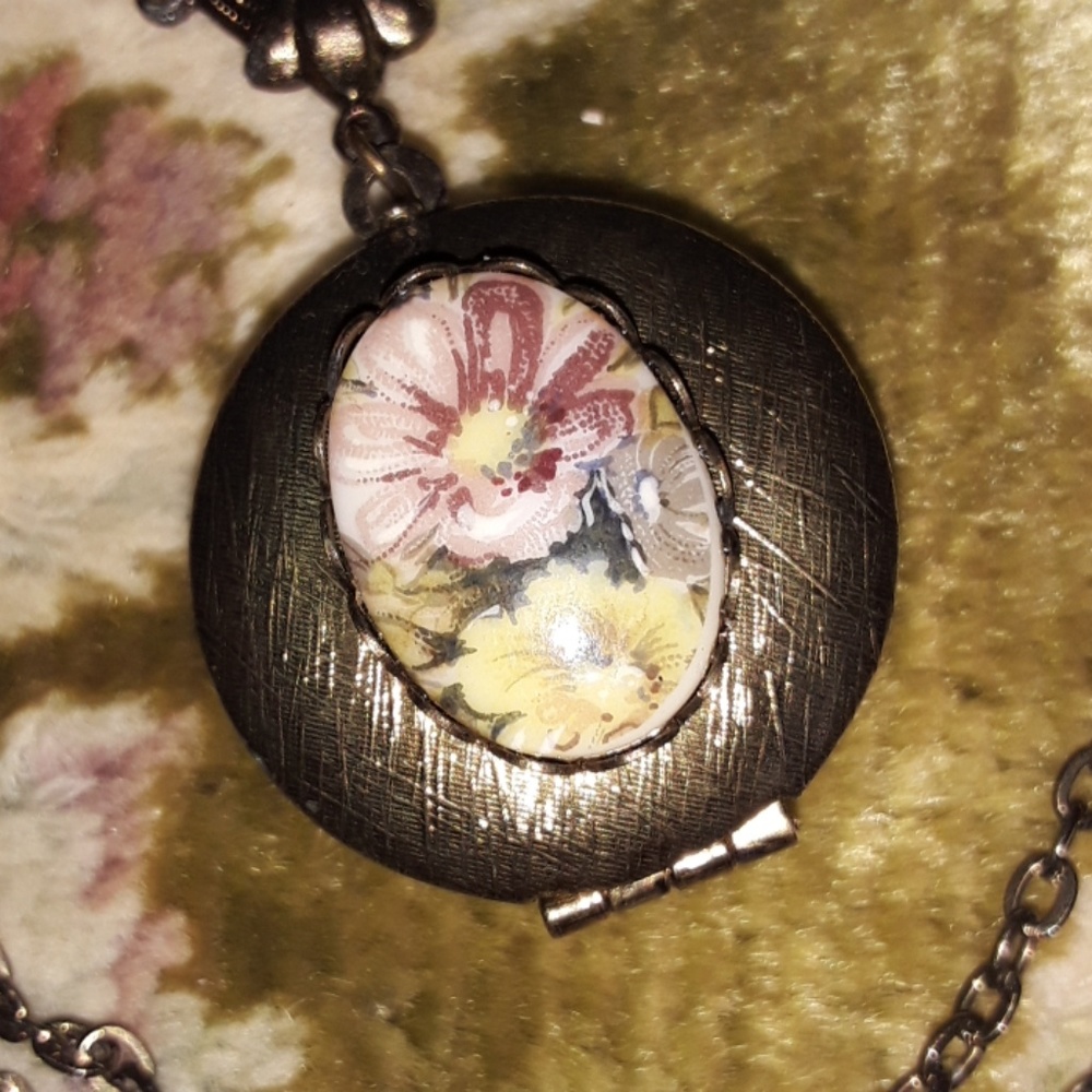 Vintage Double Side Locket Necklace